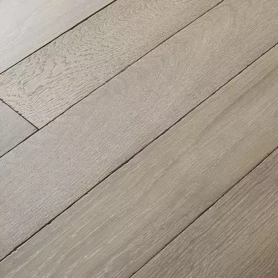 Plancher Martele Chene Massif Old Stone - 20x100x600-1400 - choix rustique - vue de profil - carresol