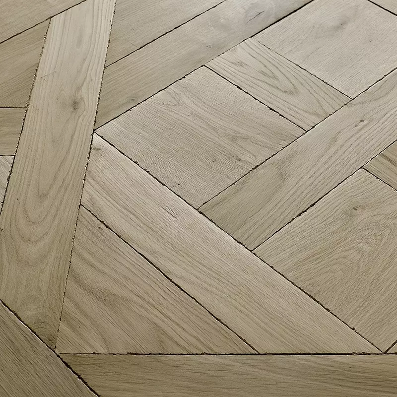 Dalles Aremberg Chene Massif Brut Martele - 20x1000x1000 - Choix rustique - Vue de profil - Carresol